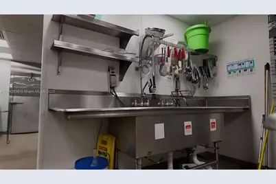 [Address not provided], Miami Beach, FL 33139 - Photo 7