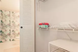 19801 E Country Club Dr, Aventura, FL 33180 - Photo 21