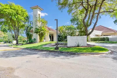 110 Lake Emerald Dr #403, Oakland Park, FL 33309 - Photo 29