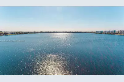 110 Lake Emerald Dr #403, Oakland Park, FL 33309 - Photo 9