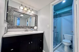 20500 W Country Club Dr, Aventura, FL 33180 - Photo 7