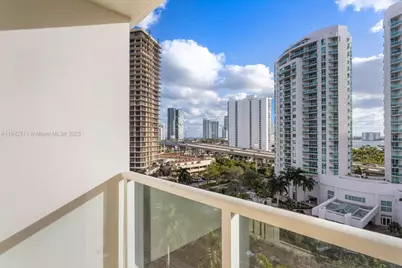 19500 Turnberry Way #9D, Aventura, FL 33180 - Photo 13