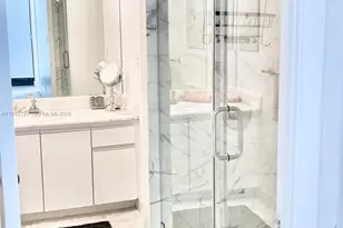 2555 Collins Ave, Miami Beach, FL 33140 - Photo 7