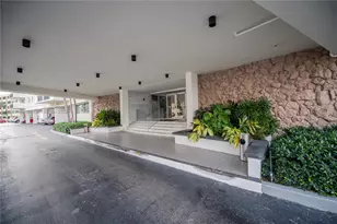 401 Golden Isles Dr, Hallandale Beach, FL 33009 - Photo 37