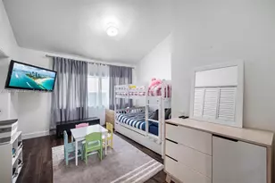 2000 S Bayshore Dr, Miami, FL 33133 - Photo 51