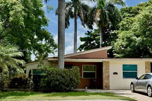 960 NE 82nd St, Miami, FL 33138 - Photo 1