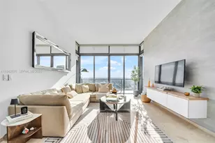 88 SW 7th St, Miami, FL 33130 - Photo 3