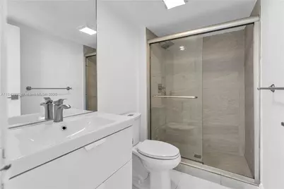 100 Bayview Dr #508, Sunny Isles Beach, FL 33160 - Photo 21