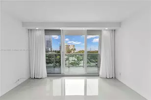 100 Bayview Dr, Sunny Isles Beach, FL 33160 - Photo 3
