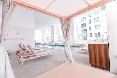 227 NE 2nd St #2911, Miami, FL 33132 - Photo 23