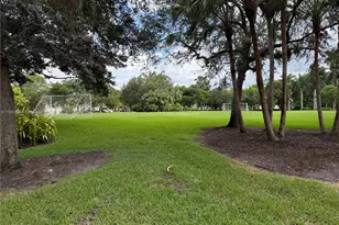 260 Montclaire Dr, Weston, FL 33326 - Photo 51