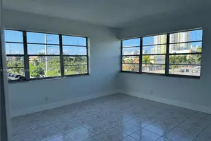 1333 E Hallandale Beach Blvd, Hallandale Beach, FL 33009 - Photo 11
