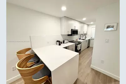 72 S 7 #112, Naples, FL 34102 - Photo 13