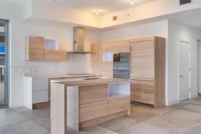 16385 Biscayne Blvd #4, North Miami Beach, FL 33160 - Photo 21