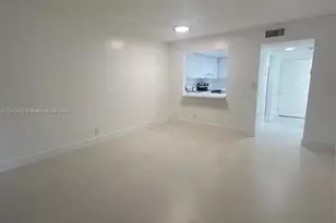 4394 NW 9th Ave, Deerfield Beach, FL 33064 - Photo 5