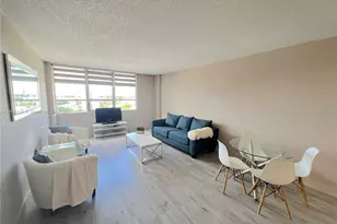 1500 Bay Rd, Miami Beach, FL 33139 - Photo 11