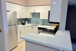 1500 Bay Rd, Miami Beach, FL 33139 - Photo 5