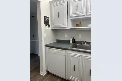 2851 Somerset Dr #307, Lauderdale Lakes, FL 33311 - Photo 19