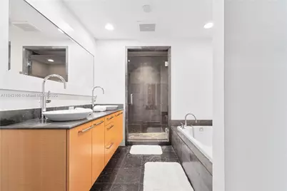 3801 Collins Ave #1105, Miami Beach, FL 33140 - Photo 37