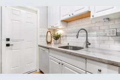 49 Alcantarra Ave, Coral Gables, FL 33134 - Photo 19