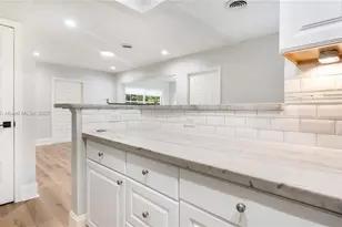 49 Alcantarra Ave, Coral Gables, FL 33134 - Photo 17