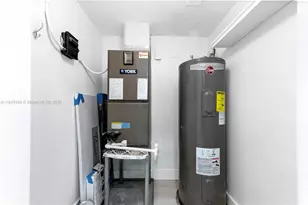 2881 NE 32nd St, Fort Lauderdale, FL 33306 - Photo 17