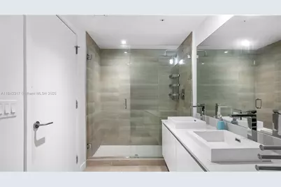 1600 SW 1st Ave #1104, Miami, FL 33129 - Photo 11