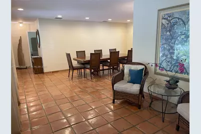 1110 Redbird Ave, Miami Springs, FL 33166 - Photo 5