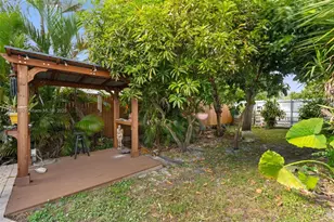 1912 SW 97th Terrace, Miramar, FL 33025 - Photo 39