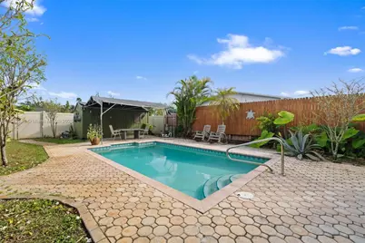 1912 SW 97th Ter, Miramar, FL 33025 - Photo 33