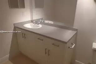 5686 Rock Island Rd, Tamarac, FL 33319 - Photo 5