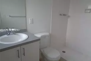 15205 NE 6th Ave, Miami, FL 33162 - Photo 9