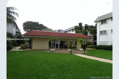 15205 NE 6th Ave #D212, Miami, FL 33162 - Photo 17