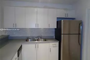 15205 NE 6th Ave, Miami, FL 33162 - Photo 3