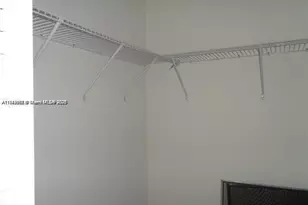 15205 NE 6th Ave, Miami, FL 33162 - Photo 11