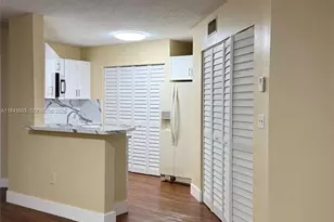 6272 NW 186th St, Hialeah, FL 33015 - Photo 3