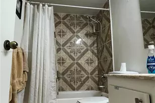 3725 S Ocean Dr, Hollywood, FL 33019 - Photo 17