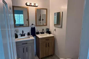 8964 NW 38th Dr, Coral Springs, FL 33065 - Photo 5