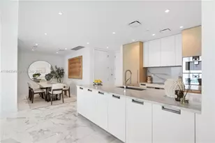 15701 Collins Ave, Sunny Isles Beach, FL 33160 - Photo 3