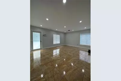 18121 NW 32nd Ave #1, Miami Gardens, FL 33056 - Photo 9