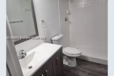 97 Deer Creek Rd #106, Deerfield Beach, FL 33442 - Photo 5