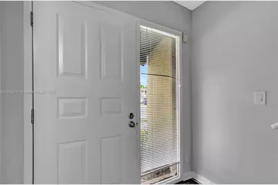 97 Deer Creek Rd #106, Deerfield Beach, FL 33442 - Photo 3
