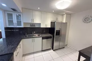 3675 N Country Club Dr, Aventura, FL 33180 - Photo 7