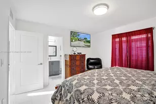 320 NE 33rd St, Oakland Park, FL 33334 - Photo 17
