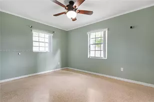 9455 SW 181st St, Palmetto Bay, FL 33157 - Photo 17
