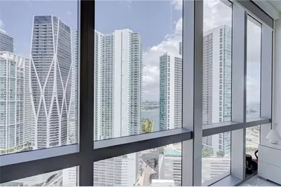 851 NE 1st Ave #2901, Miami, FL 33132 - Photo 7