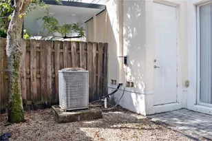 153 SE 28th Pl, Homestead, FL 33033 - Photo 25