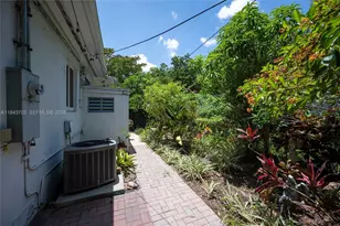 13325 NE 10th Ave, North Miami, FL 33161 - Photo 9