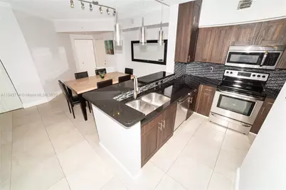 17100 N Bay Rd #1802, Sunny Isles Beach, FL 33160 - Photo 7