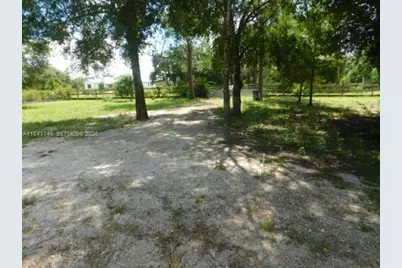 551 Ave Del Sur, Clewiston, FL 33440 - Photo 37